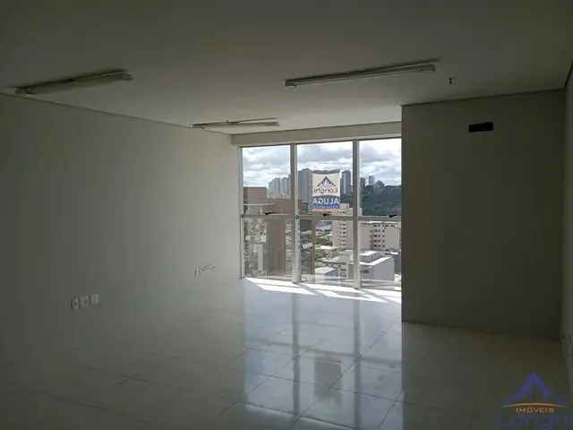 Imagem 3: Centro Empresarial Tonin