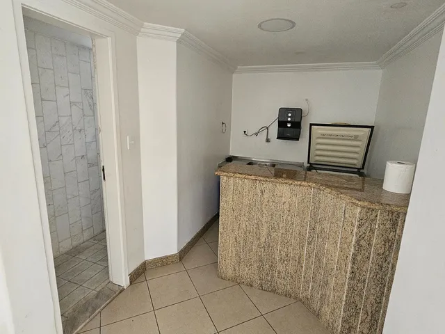 Imagem 5: Imperdível apartamento na entrada Cidade Jardim: 2 quartos, 1 suíte, 2 salas, 3