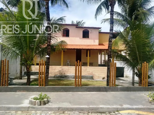 Imagem: Casa duplex em condomínio frente mar