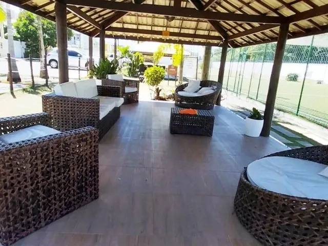 Imagem 5: Bem localizada com 3 suítes, piscina privativa e energia solar