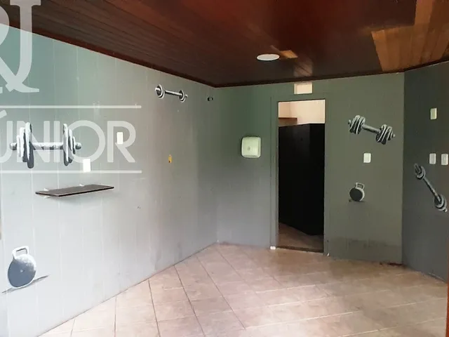 Imagem 13: Casa comercial, na Av. Praia de Itapoan, com 657 m² de terreno