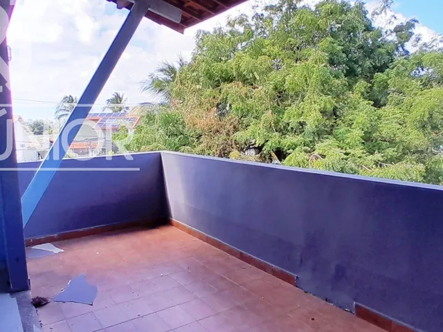 Imagem 16: Casa comercial, na Av. Praia de Itapoan, com 657 m² de terreno
