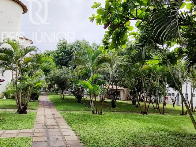 Imagem 1: Localização privilegiada, a 400 m da praia de Vilas
