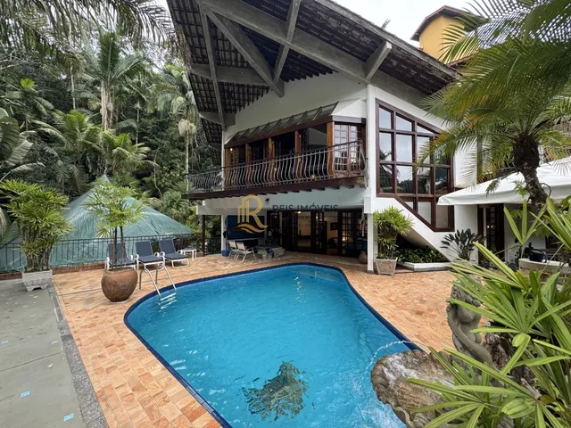 Imagem: Casa Exclusiva 4 Suites À Venda no Condomínio