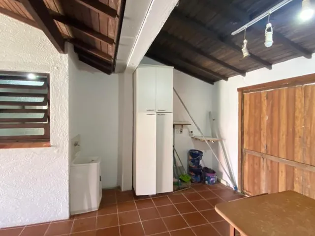 Imagem 1: Casa à venda em Nova Tramandaí – Mobiliada, com piscina e churrasqueira