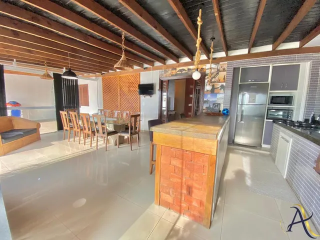 Imagem 3: Casa à venda em Tramandaí a 300 metros do mar – Semi mobiliada com espaço gourmet