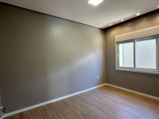 Imagem 12: Casa com 300m² de área de terreno, 2 dormitórios sendo 1 suíte no Centenário em
