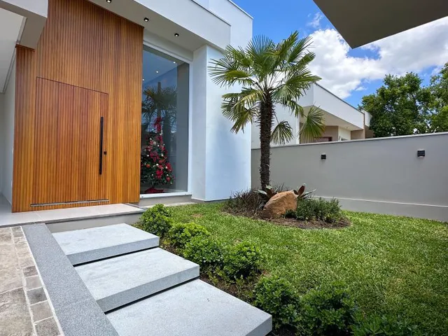 Imagem 2: Casa com 300m² de área de terreno, 2 dormitórios sendo 1 suíte no Centenário em