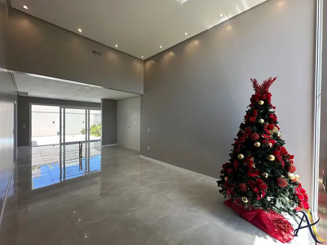 Imagem 4: Casa com 300m² de área de terreno, 2 dormitórios sendo 1 suíte no Centenário em