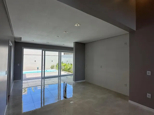 Imagem 5: Casa com 300m² de área de terreno, 2 dormitórios sendo 1 suíte no Centenário em