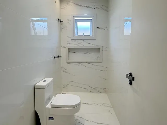 Imagem 14: Casa com 300m² de área de terreno, 2 dormitórios sendo 1 suíte no Centenário em