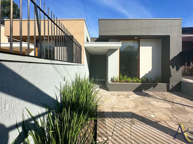 Imagem 1: Casa Geminada com 2 dormitórios no bairro Centenário em Sapiranga/RS