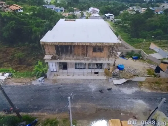 Imagem 2: Sobrado com 2 salas comerciais e apartamento em construção Bairro Muzzolon, União