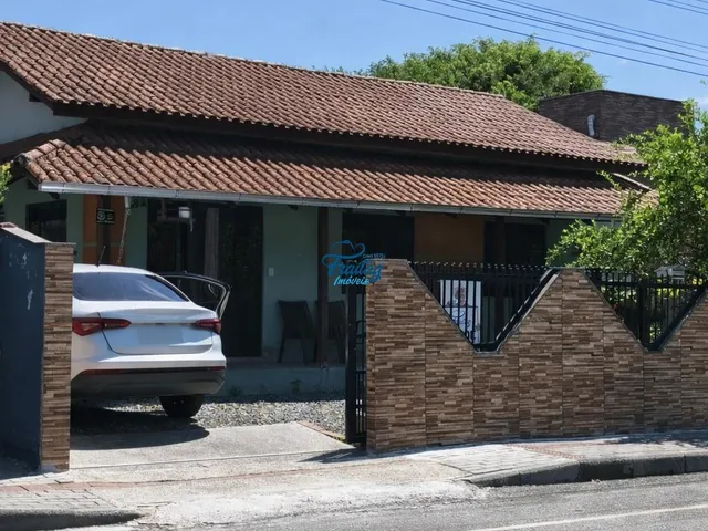 Imagem: Casa com 03 quartos em Schroeder - Bairro