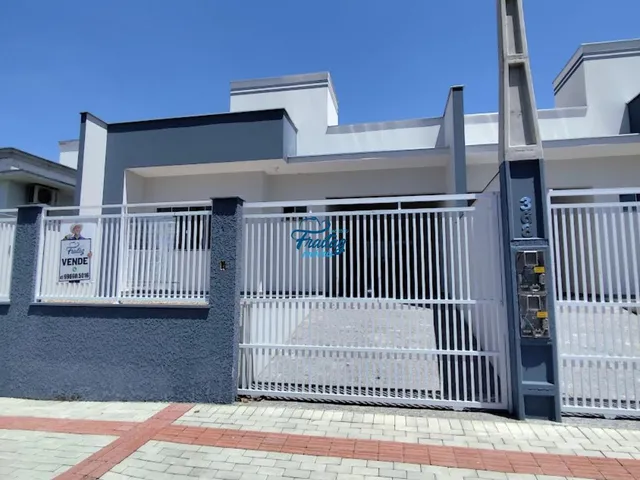 Imagem: Casa geminada com 02 quartos sendo 01 suíte