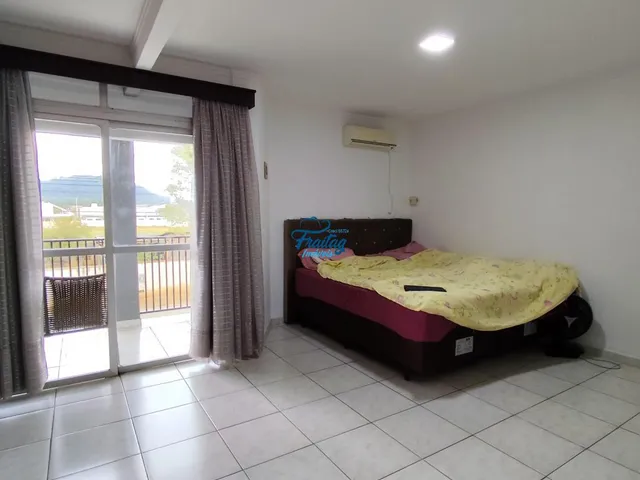 Imagem 10: Casa com 04 quartos sendo 02 suítes em Schroeder no Centro