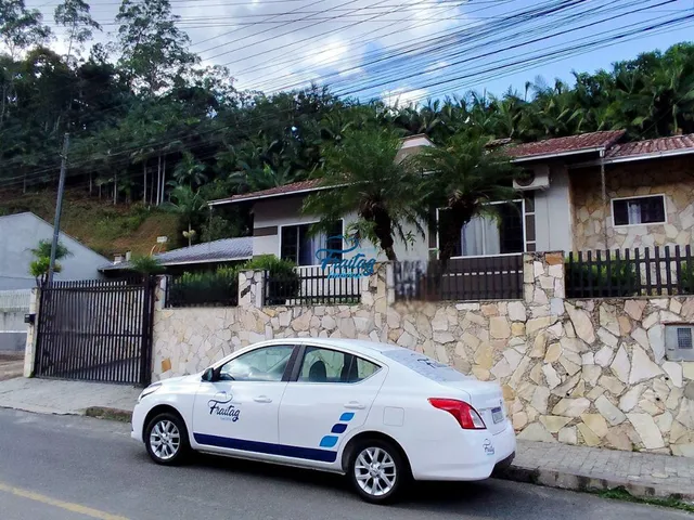 Imagem: Casa com 03 Quartos Sendo 01 Suíte com