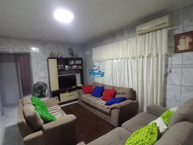 Imagem 15: Casa com 04 Quartos a Venda em Schroeder no Bairro Centro Norte