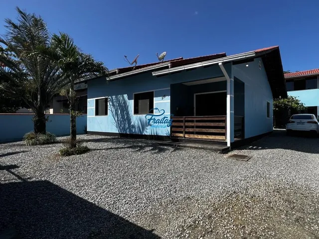Imagem: Casa com 02 quartos em Schroeder no Bairro