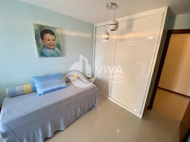 Imagem 16: Ampla casa de alto padrão com 4 suítes e 3 vagas de garagem na Nova Guarapari