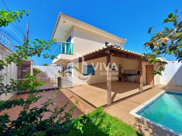 Imagem: Casa Duplex composta por 3 quartos com Área