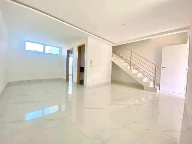 Imagem: Casa Geminada À Venda, 3 Quartos, 1 Suíte