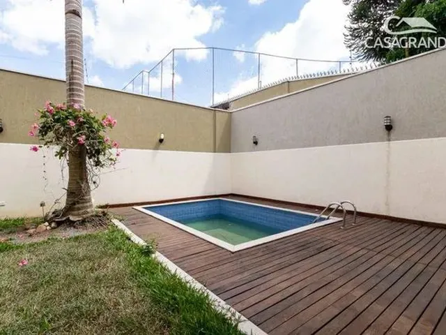 Imagem 2: Casa com 3 Dormitórios À Venda, 362 M² por R$ 2.500.000,00 - Guabirotuba - Curitiba/Pr