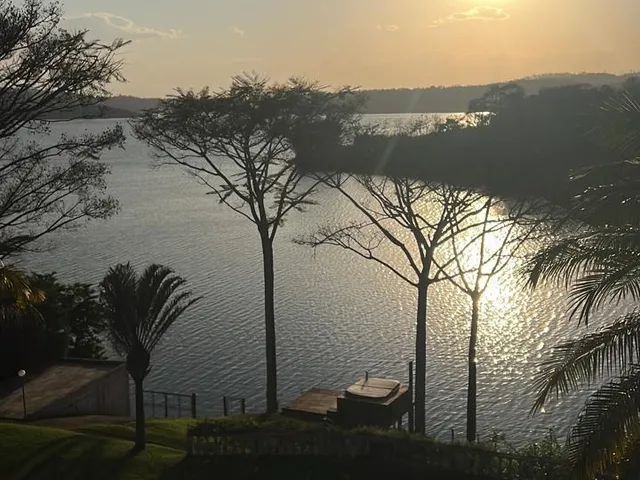 Imagem: Linda Chácara, Pé na Agua e Vista Panoramica
