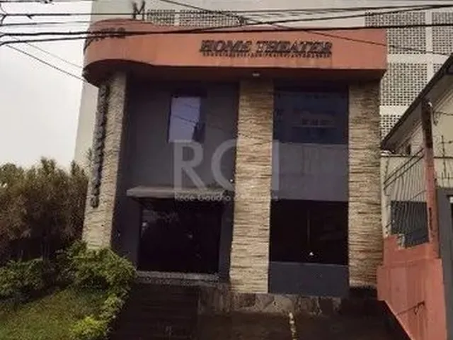 Imagem: Porto Alegre - Casa Padrão - Petrópolis