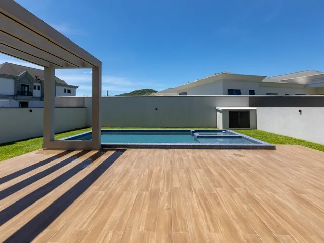 Imagem 14: CALEDÔNIA PRIVATE VILLAGE - CASA COM 03 SUÍTES EM CAMBORIÚ