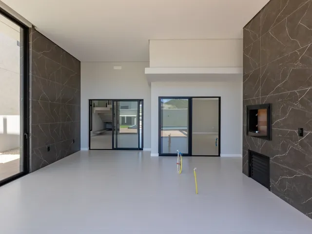 Imagem 3: CALEDÔNIA PRIVATE VILLAGE - CASA COM 03 SUÍTES EM CAMBORIÚ