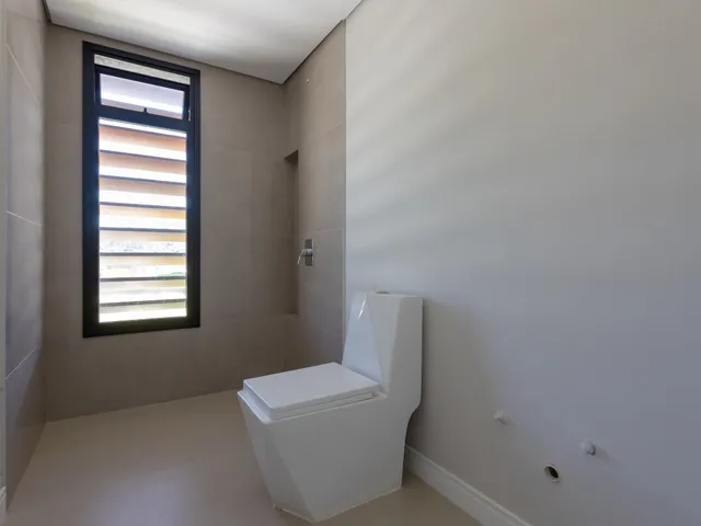 Imagem 4: CALEDÔNIA PRIVATE VILLAGE - CASA COM 03 SUÍTES EM CAMBORIÚ