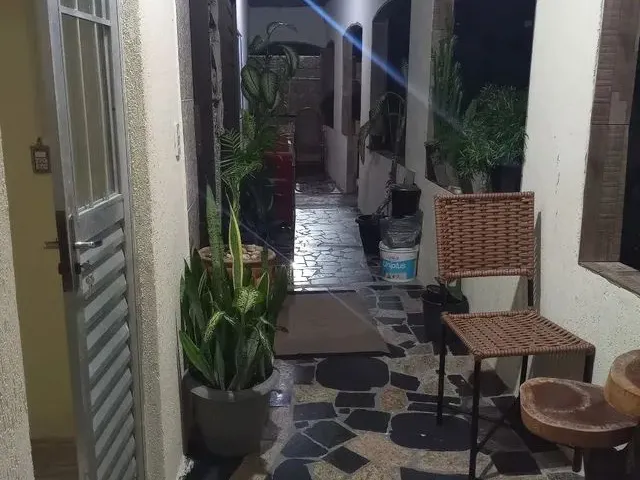 Imagem: Alugo Casa 1° Andar 600$ Água e Luz Incluso