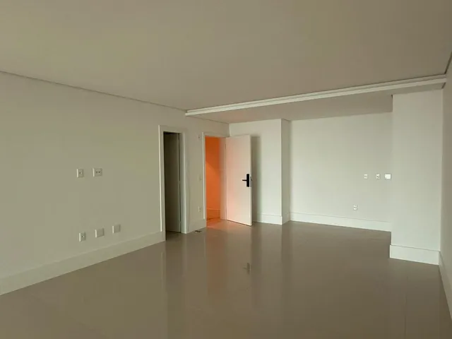 Imagem 6: BRAVA BEACH INTERNACINAL - RESERVA FIGUEIRA - APARTAMENTO 04 SUÍTES NA PRAIA BRAVA EM