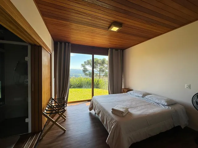 Imagem 2: CONDOMÍNIO JARDIM DA SERRA - CASA MOBILIADA COM 03 DORMITÓRIOS EM RANCHO QUEIMADO