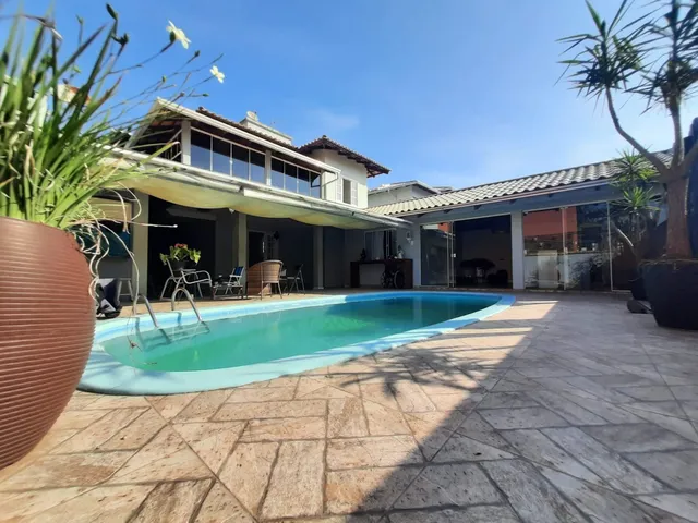 Imagem: CASA MOBILIADA COM 06 DORMITÓRIOS À VENDA