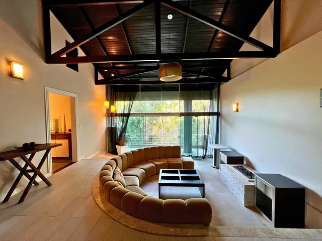 Imagem 6: CASA COM 500 M² CONSTRUÍDOS EM CABEÇUDAS - ITAJAÍ
