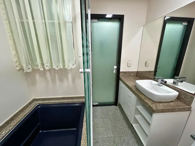 Imagem 2: CASA COM 500 M² CONSTRUÍDOS EM CABEÇUDAS - ITAJAÍ