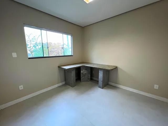 Imagem 5: CASA COM 500 M² CONSTRUÍDOS EM CABEÇUDAS - ITAJAÍ