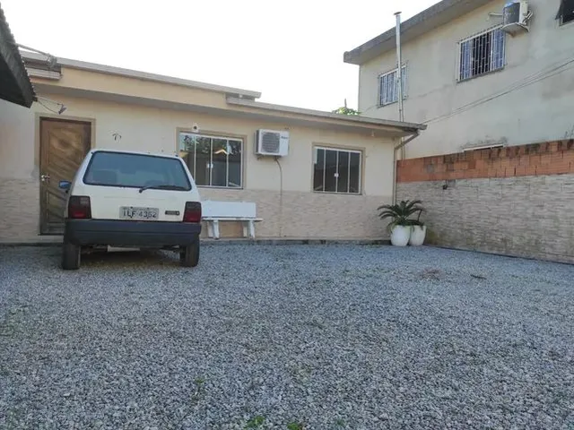 Imagem: Casa com Edícula, 2 Dormitórios em Guarda