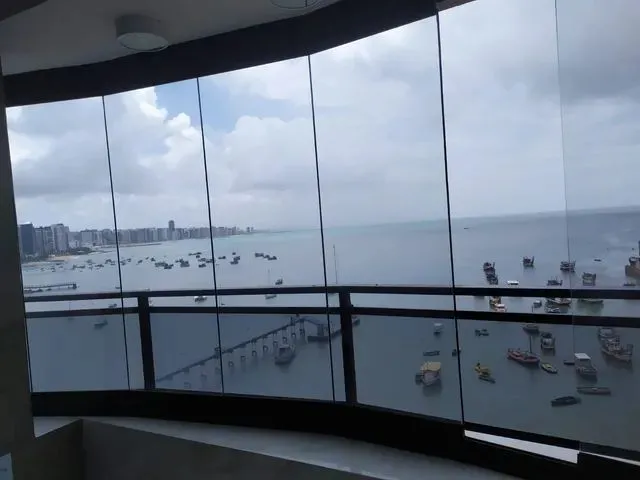 Imagem 1: Apartamento para Aluguel com 60 Metros Quadrados com 2 Quartos em Mucuripe - Fortaleza - C