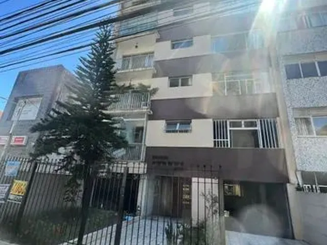 Imagem: Exelente Quarto e Sala Ao Lado do Hospital