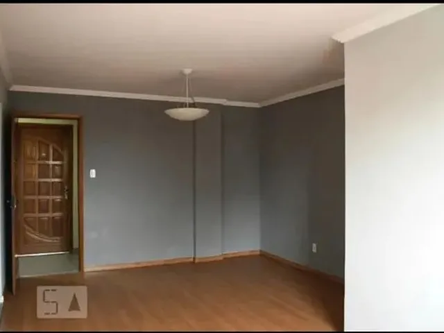 Imagem: 2 Quartos com Garagem