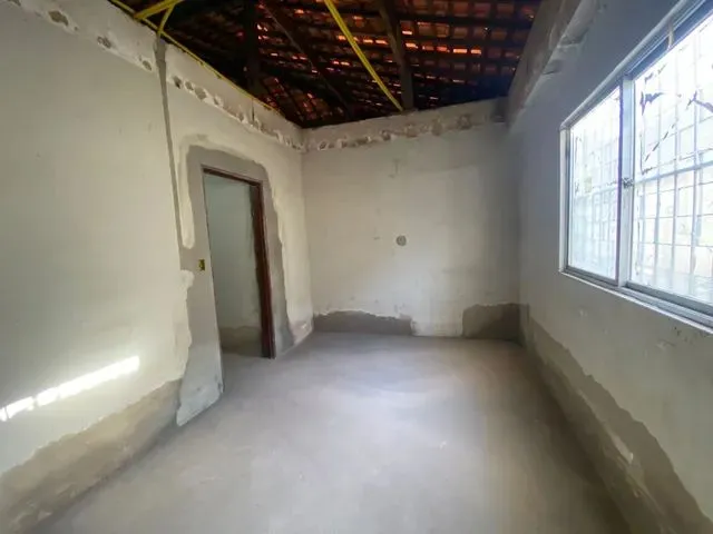 Imagem 5: Casa Oito Quartos Poço
