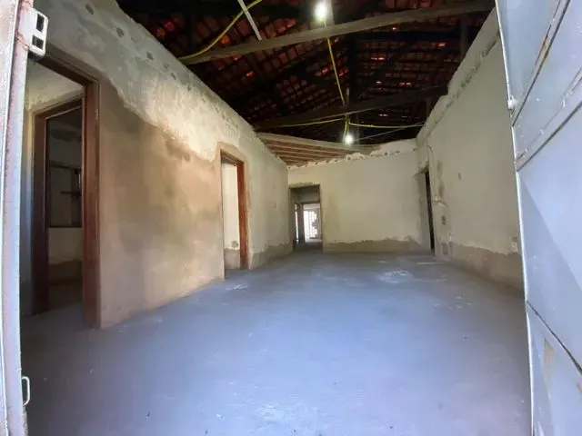 Imagem 7: Casa Oito Quartos Poço