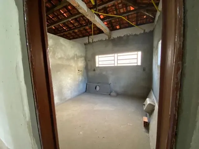 Imagem 10: Casa Oito Quartos Poço