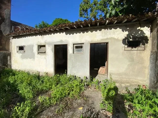 Imagem 3: Casa Oito Quartos Poço