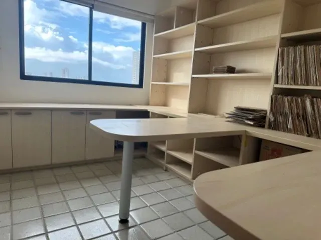 Imagem 7: Alugo Apartamento 4 Quartos (3 Suítes)