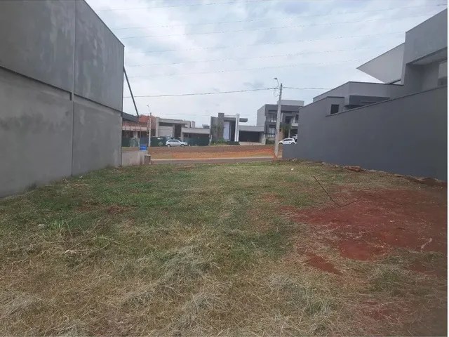Imagem: O terreno possui 300m² de Área e está localizado em