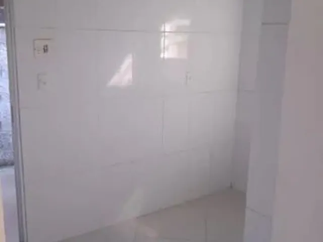 Imagem 13: Casa para Aluguel Possui Cerca 60 Metros Quadrados com 2 Quartos em Gramacho - Duque de Ca